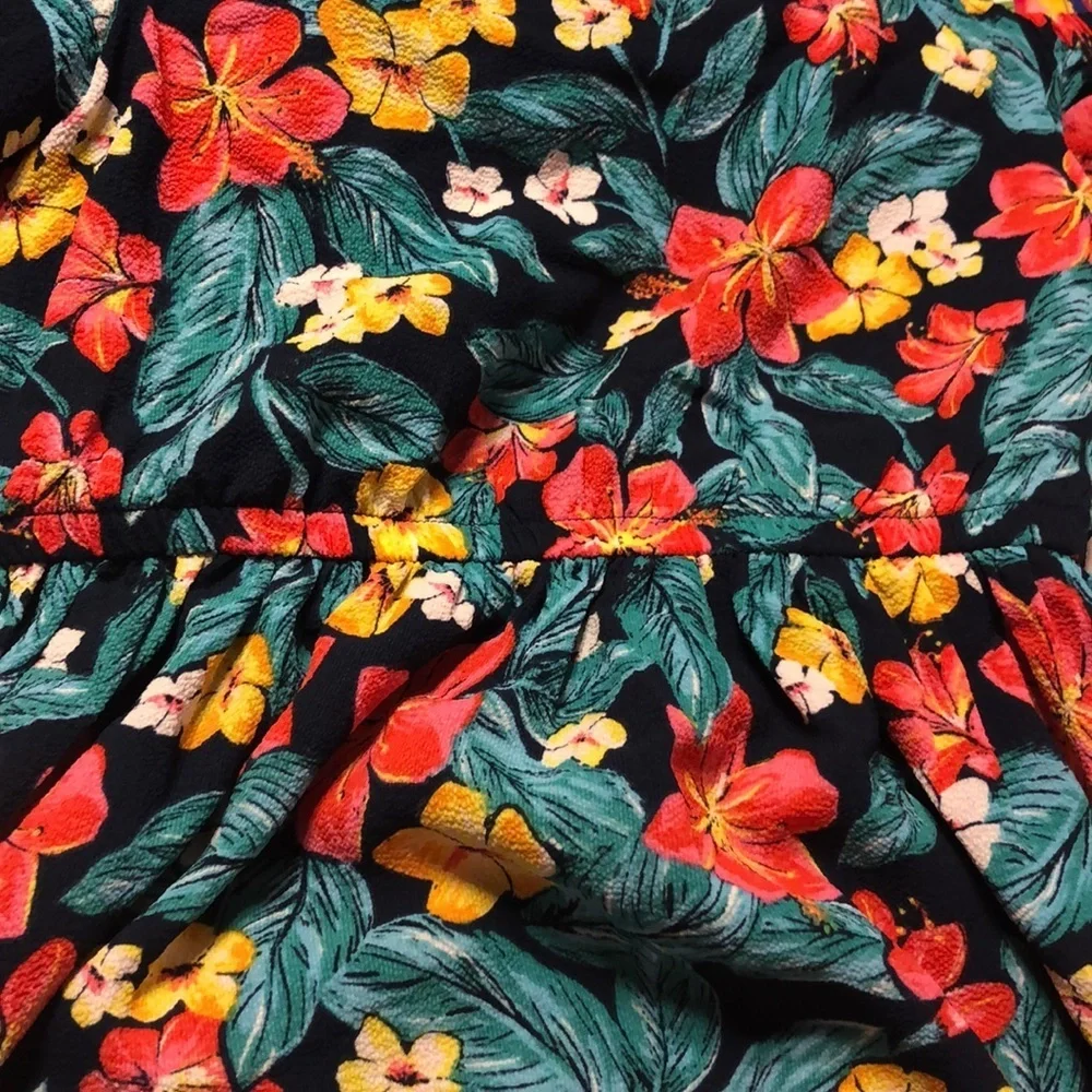 🦚NAUTICA  floral dress size 6 NWT